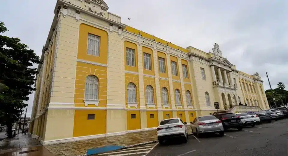 Palácio da Justiça em João Pessoa relacionado à Semana da Pessoa com Deficiência no TJPB