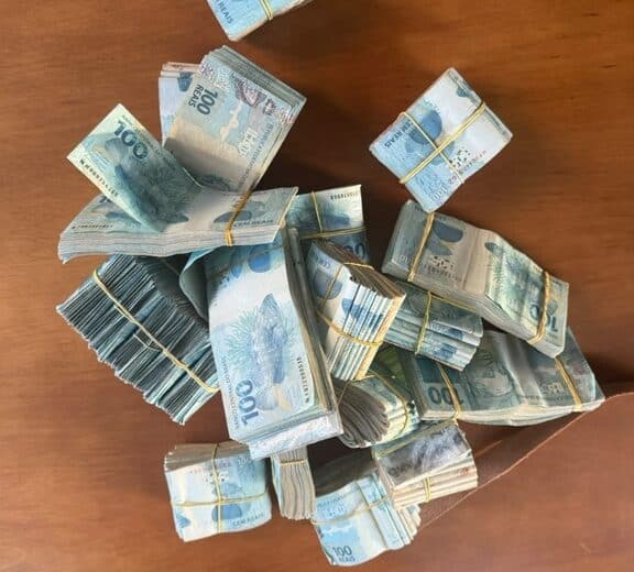Material apreendido pela Polícia Federal durante a Operação Zona de Influência na Paraíba