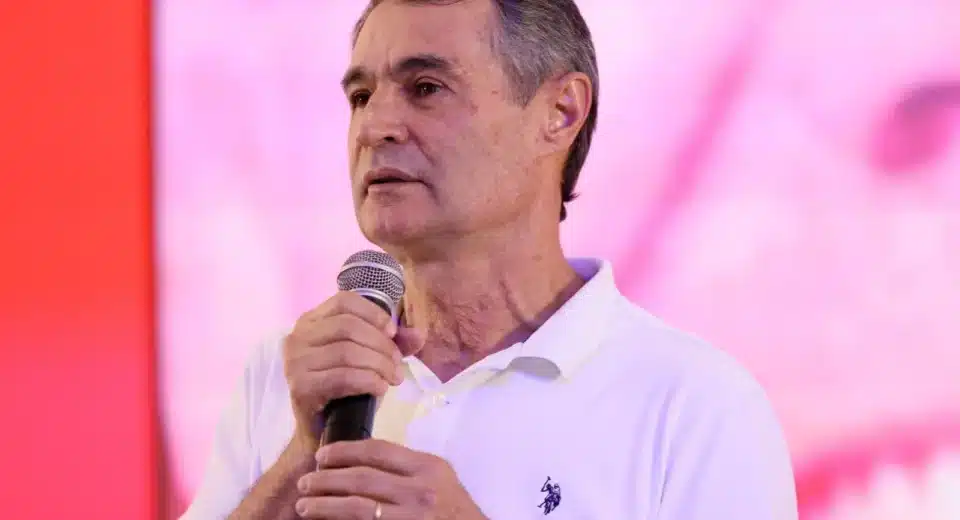 Romero Rodrigues em imagem relacionada à avaliação de Romero Rodrigues sobre o Podemos nas Eleições 2026