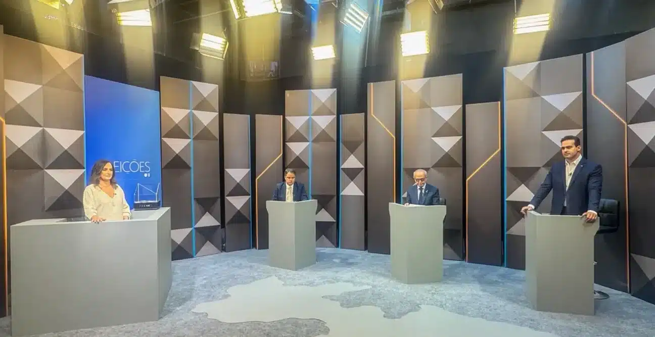 Cícero Lucena, Efraim Filho e Lucas Ribeiro na checagem do debate para governador da Paraíba