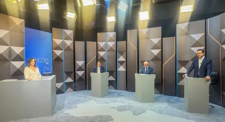 Cícero Lucena, Efraim Filho e Lucas Ribeiro na checagem do debate para governador da Paraíba